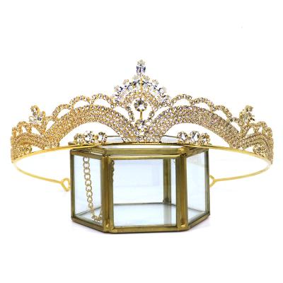 China Fashionable Noble Crystal Wedding Jewelry Golden Crown Accessories Queen's Luxury Shiny Crowns for sale