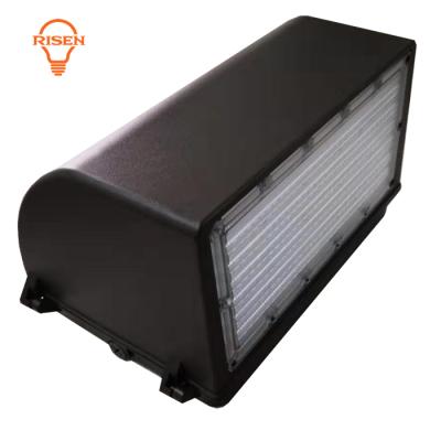 China Ip65 Garden In Door Integrated With Battery Fixtures Waterproof Led Wall Pack Light for sale