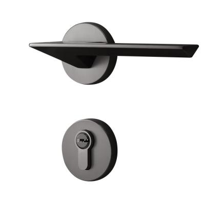 China Best Selling Modern Zinc Alloy Door Split Gun Modern Zinc Alloy Black Lock Design Interior Wood Door Handle for sale