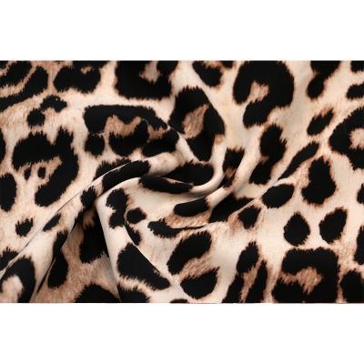 China 4 Way Anti-Static Spandex Leopard Print Chiffon Elastic Animal Fabric for sale