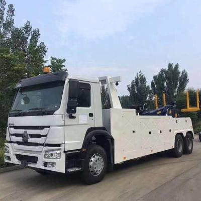 China cheap price HOWO 40TON tow recovery truck heavy duty wrecker truck for sale