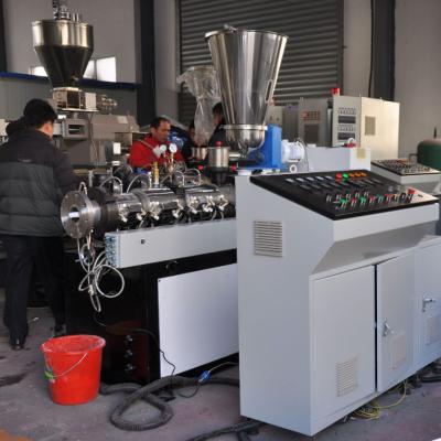 China Pellets PVC Twin Screw Production Extrusion Machinery Make PVC for sale