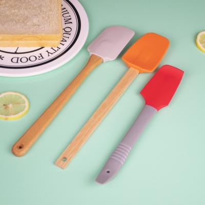 China Non Viable Wholesale Stick Cookware Beech Handle Silicone Baking Wooden Spatula for sale