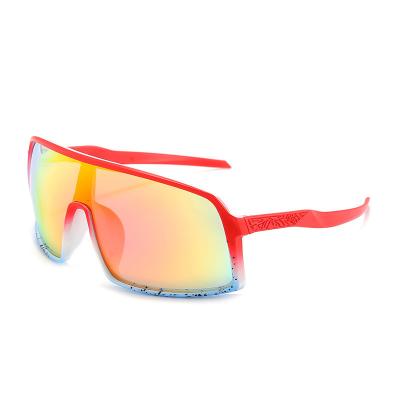 China New Colorful Windproof Glass Frame Large Comfort Men's Horse Riding Real Movie Outdoor Sports Bike Sunglasses for sale