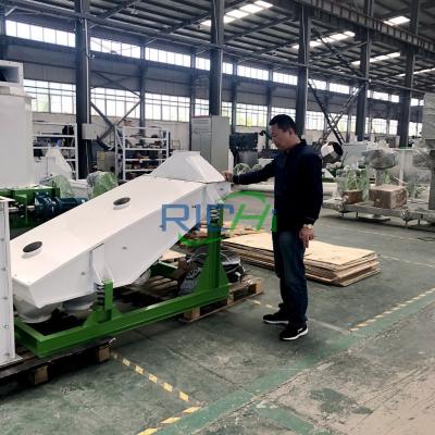 China High Efficiency RICHI Brand Vibrating Screen Mesh Sifting Machine for Feed Pellet Line for sale