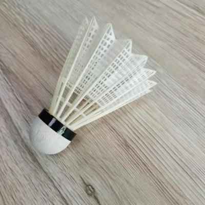 China Hot Seller Super Durable Nylon Shuttlecock China Training Badminton Red Green Yellow White Nylon OEM Factory Production for sale