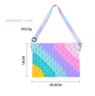 China Environmental Noise Purse Wiggle Person Toy For Girls Wiggle Purse For Protective Mini Pop Bubble Shoulder Bag for sale