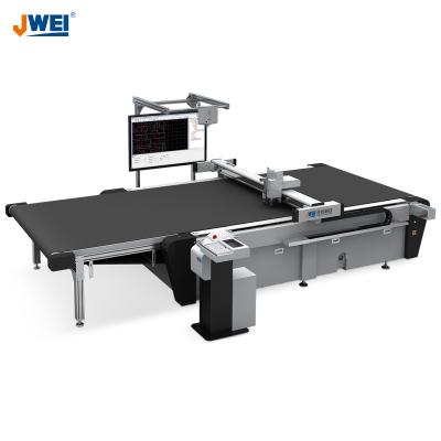 China Machinery repair shops processing receiving new garment cutting machine are efficient synchronous for sale