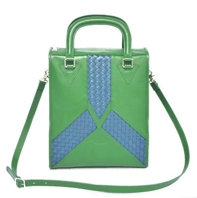 China Fashion New Stylish Cowhide Messenger Bag Green Leather Messenger Bag Fashion Women Sling Messenger Bag for sale