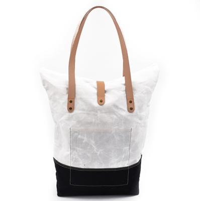 China Fashion Wholesales Simple Stylish Beach Tote Canvas Wax Handbag Custom Waterproof Handbag Retro Handbag for sale