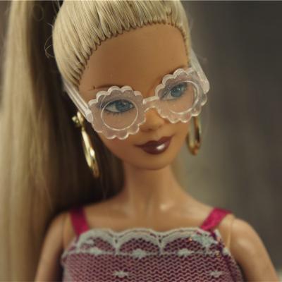 China DIY TOY Wholesale 100 Piece Fashion Glasses Doll Accessories Sunglasses Doll Accessories Ornament For 12inch Doll Toys for sale