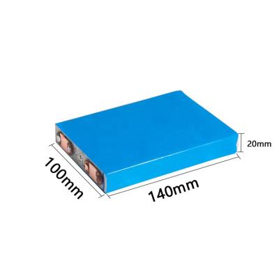 China Toys IFR20100140 3.2V 21.5Ah rechargeable deep cycle lithium lifepo4 prismatic iron phosphate battery cell for solar energy storage for sale