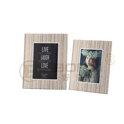 China Modern home decoration photo flashing frame on the table hanging rectangular photo frame for sale