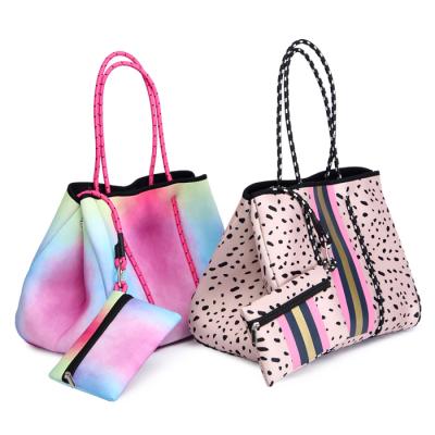 China Fashion Neoprene Beach Bag Hot Sale High Quality Perforated Neoprene Handbags Ladies Tote Bag For Women Handbag Sets Waterproof Neoprene Beach Tote Bag for sale