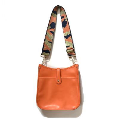 China Wholesale 2022 new vintage ladies orange color pu leather cross - body bag high quality messenger bag for women for sale