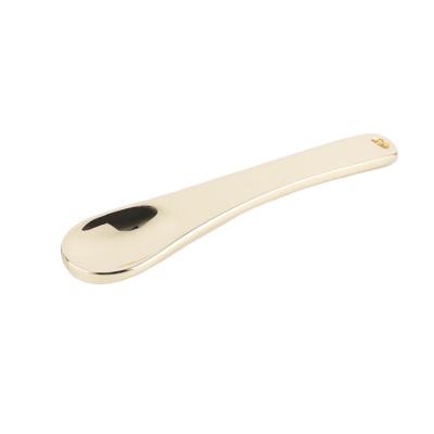 China Wholesale Zinc Alloy Zinc Alloy Silver Facial Cream Spatula Metal Spoon Makeup Tools Gold Face Mask Spoon Cosmetic Metal Spoon Scoop for sale