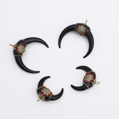 China PJ-C097 cute sell handcrafted animal accessories horn necklace pendant ethnic accessories necklace for sale