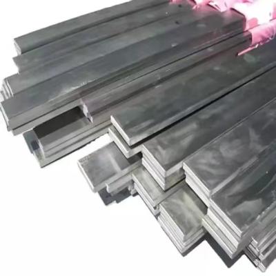 China Roofing/Container /building Gb/T699-1999 Hot Rolling 20Mm Thick Steel Plate Hot Dip Galvanized Serrated Flat Bar Bender Flat Bar for sale