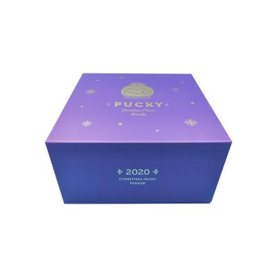 China Recyclable Green Copper Paper Magnet Folding Flip Book Box Hot Stamping Light Purple Custom for sale