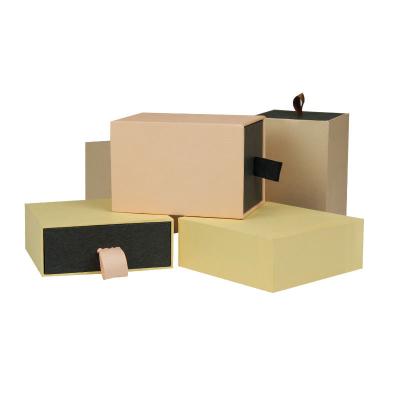 China Beautiful Design Rigid Cardboard Logo Jewelry Recyclable Custom Paper Gift Box for sale