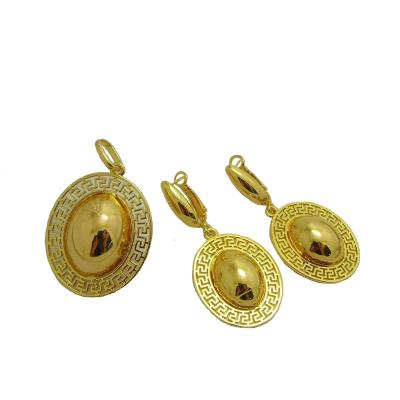 China 2022 Vintage Trend African Jewelry Sets For Women Necklace And Round Earing Bracelet Ring Dubai Gold Color Wedding Bridal Party Jewelry for sale