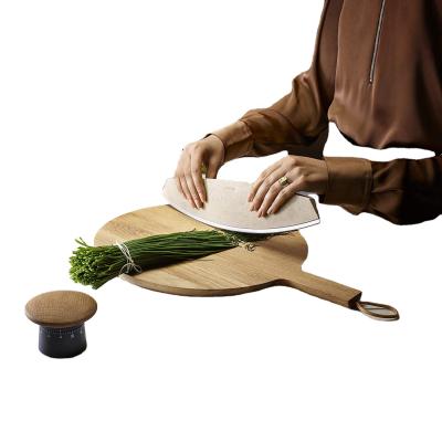 China Sustainable Wholesale Wooden Cutting Boards , Oak Cutting Boards With Lanyard And Handle for sale