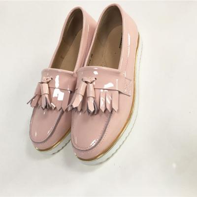 China Flat Newcomers Fashion Women Patent Leather Shoes Double Tassels Design Comfortable White EVA Sole Lady Shoes Ballet Flats for sale