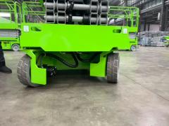 Self-propelled scissor Lift Machine Weight 3048kg