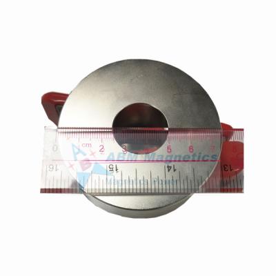 Cina Industrial Magnet China NdFeB Magnet Manufacturers Customized High Grade Neodymium Magnet Fastener N38 N42 N40 N52 in vendita