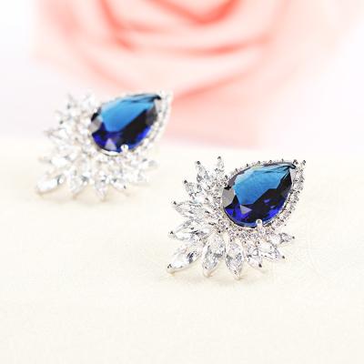 China 2020 High Quality Statement Wholesale Exquisite Bridal Earring Wedding Fashion Casual/Sporty Korean Women's Earrings for sale