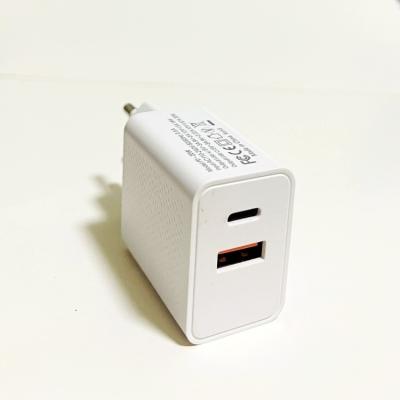 China 1 USB + 1 Type C 18W QC3.0 USB + Type - C wall charger cargador dual port rapido rapido for sale