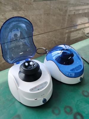 China WTL Mini Centrifuge Machine Laboratory Small Benchtop Centrifuge With Brushless Motor for sale