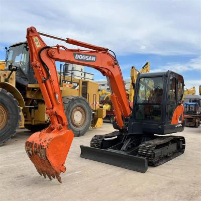 China Powerful 5700 Kg Doosan DX60 Excavator With 0.21 M3 Bucket Capacity for sale