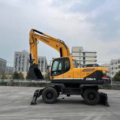 China Excellent Performance Hyundai R210W Wheel Excavator With Quick Hitch for sale