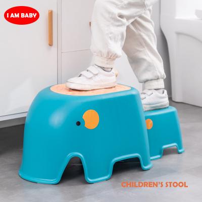 China Safety Comfortable Baby Dining Animal Cute Cartoon Stool Baby Step Chair Bathroom Non-slip Stool Plastic Stool for sale