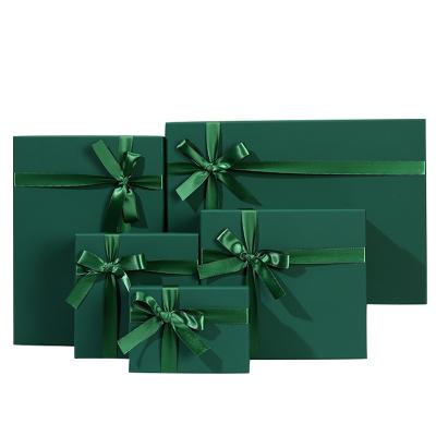 China Wholesale Green Lid and Base Recyclable Luxury Silk Scarf Perfume Lipstick Gift Box for sale