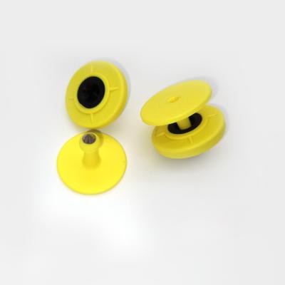 Κίνα Wholesale Animal UHF Electronic Tag Long Range 30mm RFID Long Range Management RFID Animal Ear Tag προς πώληση