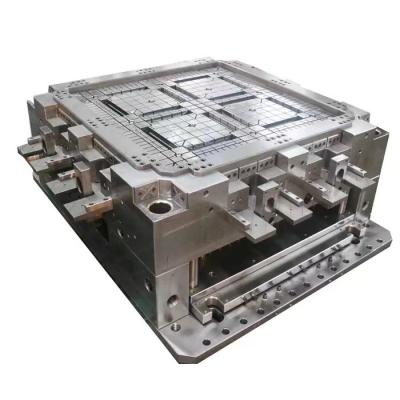 China Customized Plastic Injection Mold Steel Plastic Molding Pallet Mold for sale