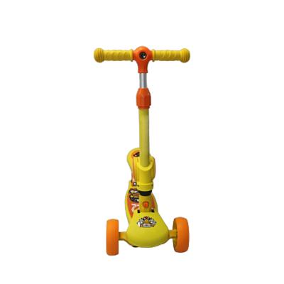 China Lightweight High Quality Child Scooter Two Wheel Scooter Max Yellow Body Outdoor Nylon Planar Color for sale