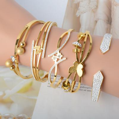 China FASHIONABLE American Popular Friendship 18k Gold Stainless Steel Bracelet for sale