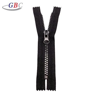 China Fancy 5# Zipper Fabric Waterproof Clogged Zipper For Fabrics for sale