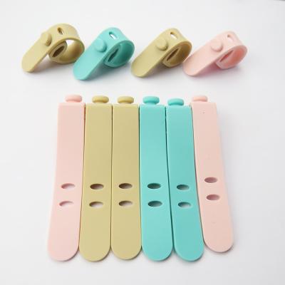 China Eco-Friendly Short Cable Tie Wholesale Colorful Double Sided Reusable Carry Self Gripping Cinch Straps Buckle Cable Tie / Hook View More for sale