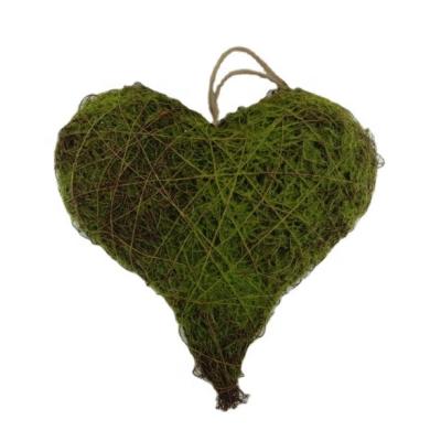 China CLASSIC Different Size Moss Rattan Hanging Heart For Garden Decorative 18030 for sale