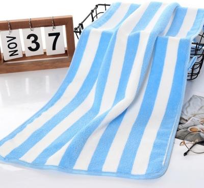 China 600 gsm hotel 70x140 girl bath towel polyester durable hot sale adult sexy super absorbent striped bath towel for sale