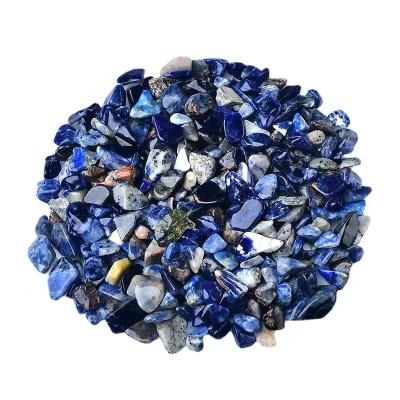 China Europe Colored Natural Crystal Stone Healing Crystal Stone Quartz Gravel Loose Tumbled Gemstone for sale