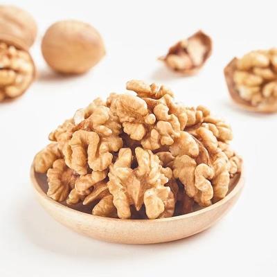 China Nutritious High Quality Walnut Kernel Wholesale /Best Price Organic Raw Walnut High Grade Organic Walnuts for sale