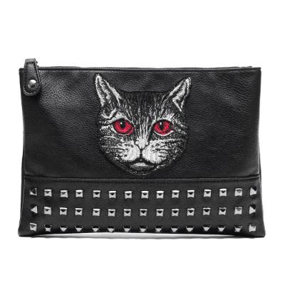 China Polyester 2021 new personality Cat Pattern Leather Hand Bag Korean casual use men and women two rivet envelope bag clutch for sale