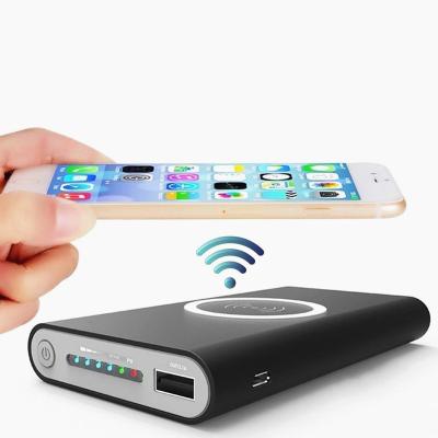 China 10000mah Magnetic Power Bank External Built-in Wireless Charger Battery Power Bank QI Portable Power Bank for sale