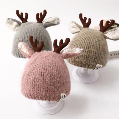 China Imitate Deer Hat Yarn Crochet Baby Hat Cozy Kids Knitted Hat Cute Animals Christmas Decoration Supplies For Winter for sale