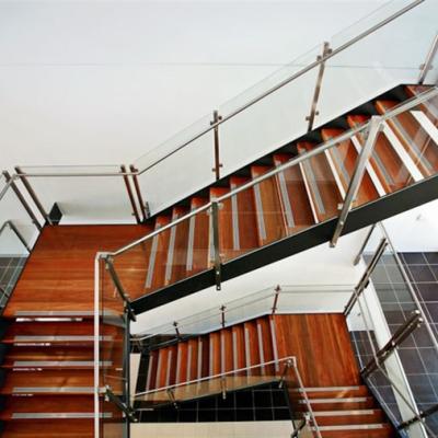 China Modern solid wood straight staircase design with double steel beam and straight glass balustrades for sale